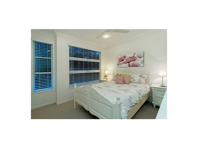 9 Brilliant Lane, Coomera Waters QLD 4209