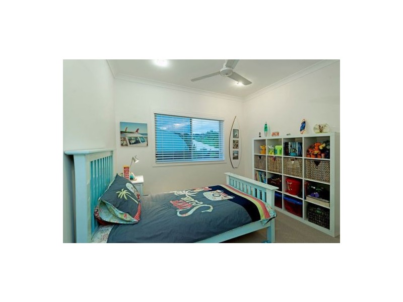 9 Brilliant Lane, Coomera Waters QLD 4209