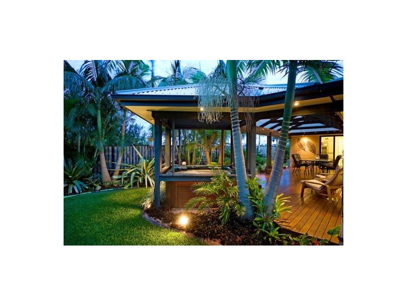 7 Rani Avenue, Coomera Waters QLD 4209