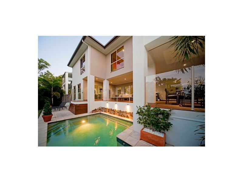 9 Village High Crescent, Coomera Waters QLD 4209