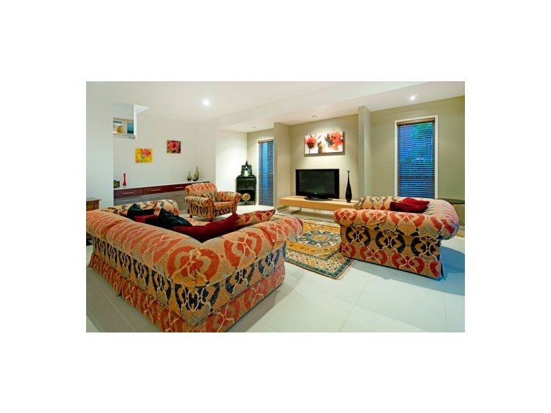 9 Village High Crescent, Coomera Waters QLD 4209