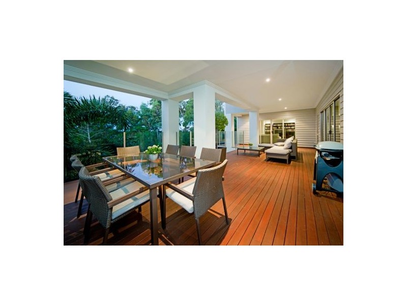 9 Village High Crescent, Coomera Waters QLD 4209