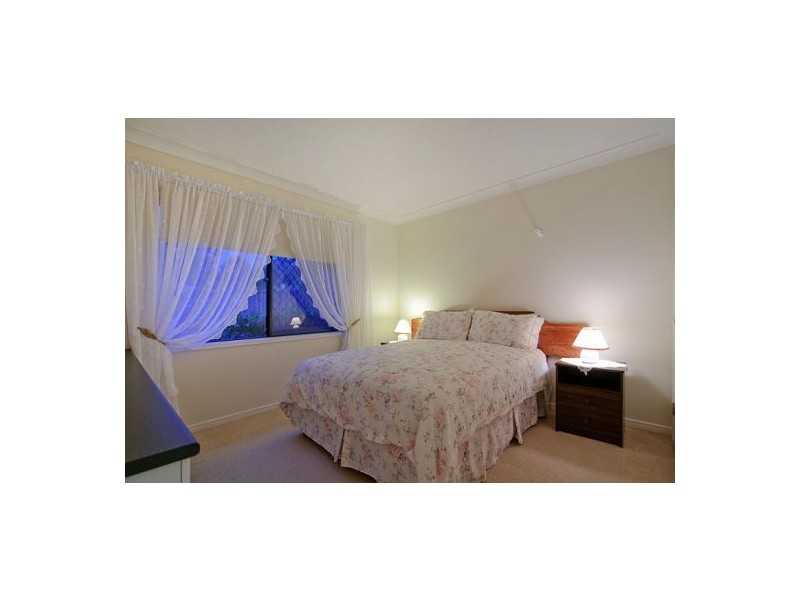 17 Solo Place, Coomera Waters QLD 4209