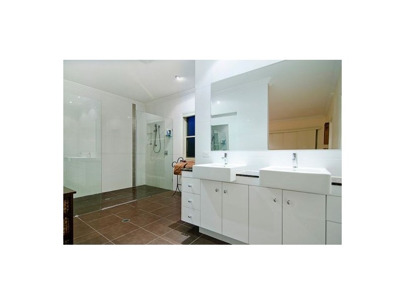 4 Ratu Lane, Coomera Waters QLD 4209