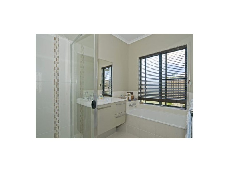 2 Southerly Lane, Coomera Waters QLD 4209