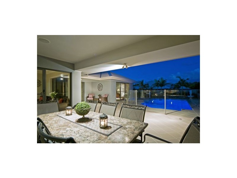 5 Ragamuffin Drive West, Coomera Waters QLD 4209