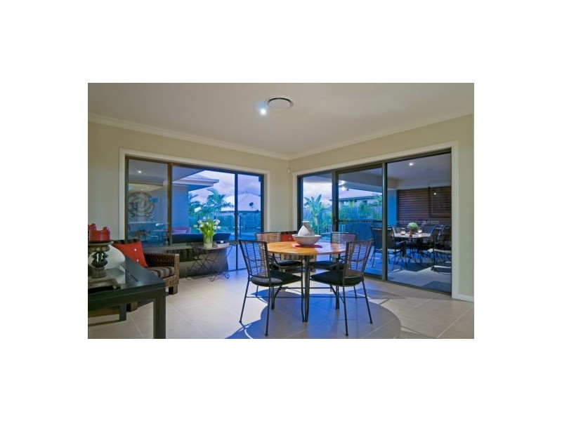 5 Ragamuffin Drive West, Coomera Waters QLD 4209