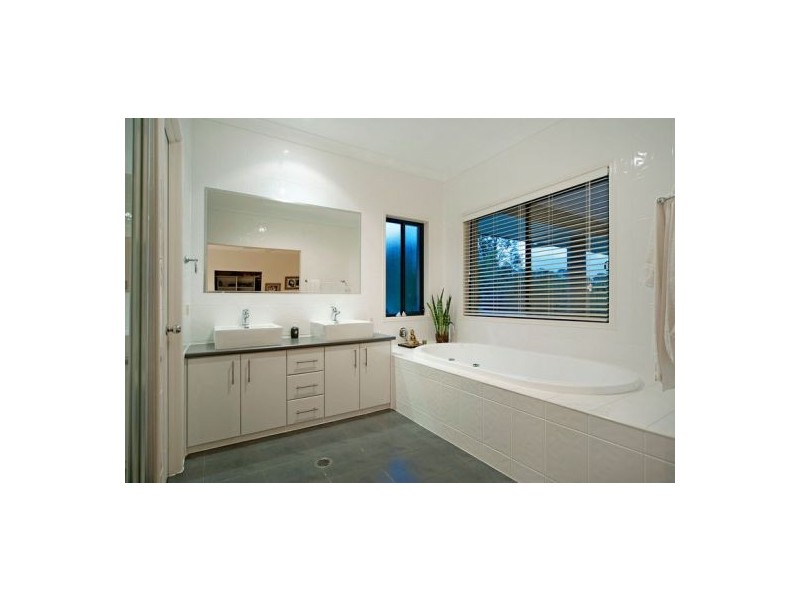 30 Ceil Circuit, Coomera Waters QLD 4209