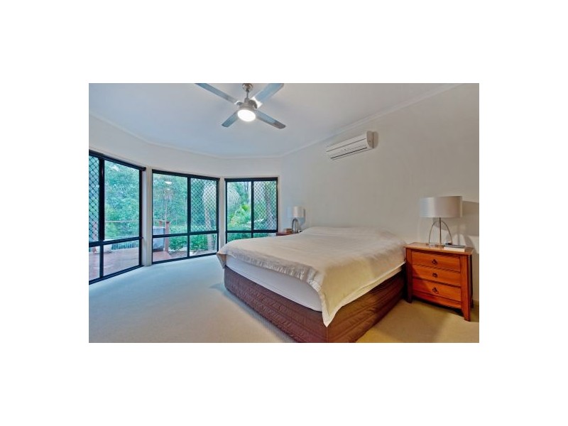 6 Helsal Court, Coomera Waters QLD 4209