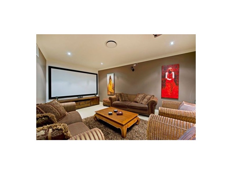 40 Westward Way, Coomera Waters QLD 4209