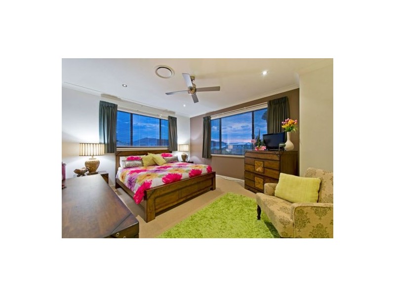 40 Westward Way, Coomera Waters QLD 4209