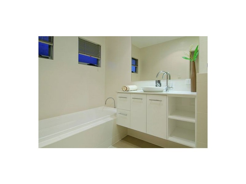 27 Elusive Road, Coomera Waters QLD 4209