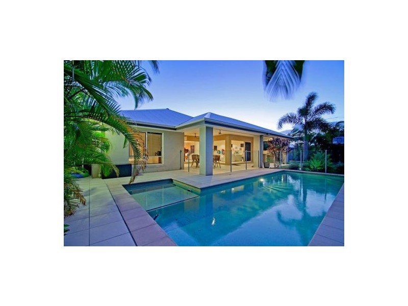 3 Ragamuffin Drive West, Coomera Waters QLD 4209