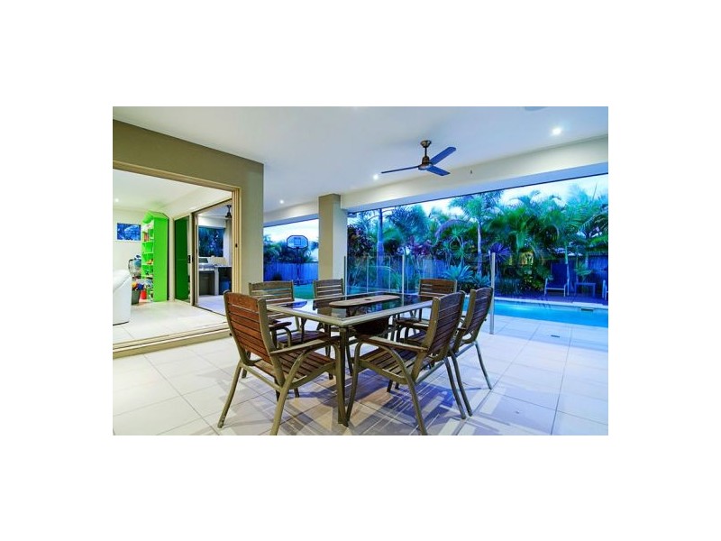 3 Ragamuffin Drive West, Coomera Waters QLD 4209