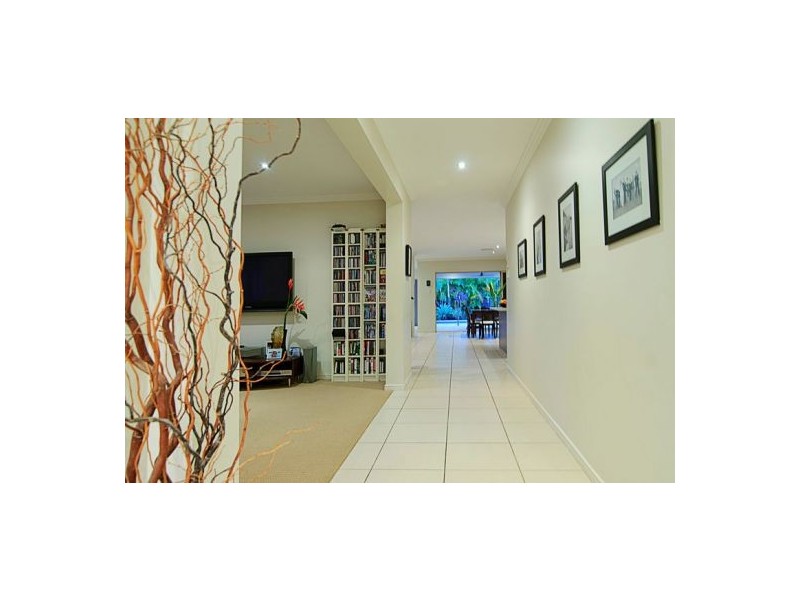 3 Ragamuffin Drive West, Coomera Waters QLD 4209