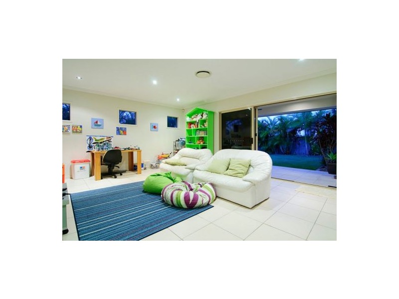 3 Ragamuffin Drive West, Coomera Waters QLD 4209