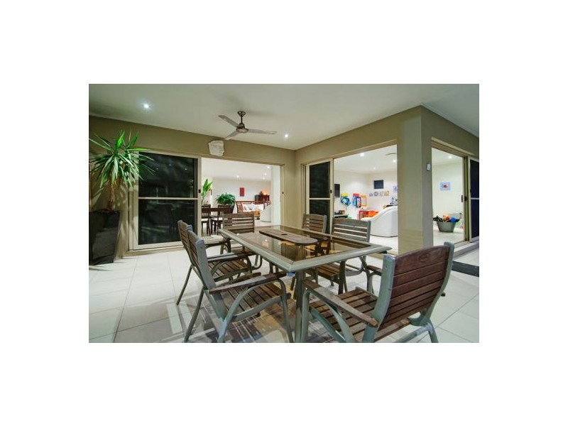 3 Ragamuffin Drive West, Coomera Waters QLD 4209