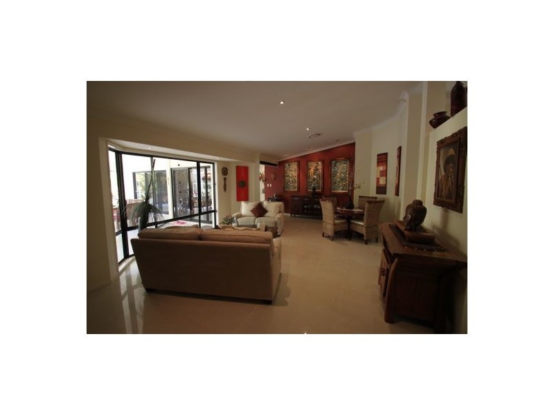 17 Rainbow Circuit, Coomera Waters QLD 4209