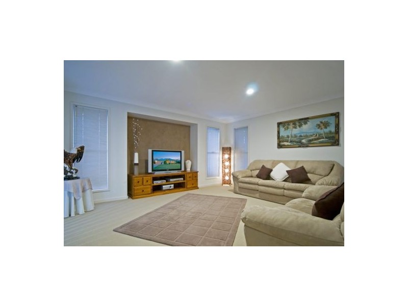 9 Rainbow Circuit, Coomera Waters QLD 4209