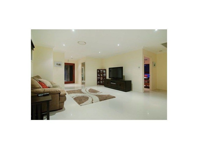 9 Veninde Lane, Coomera Waters QLD 4209