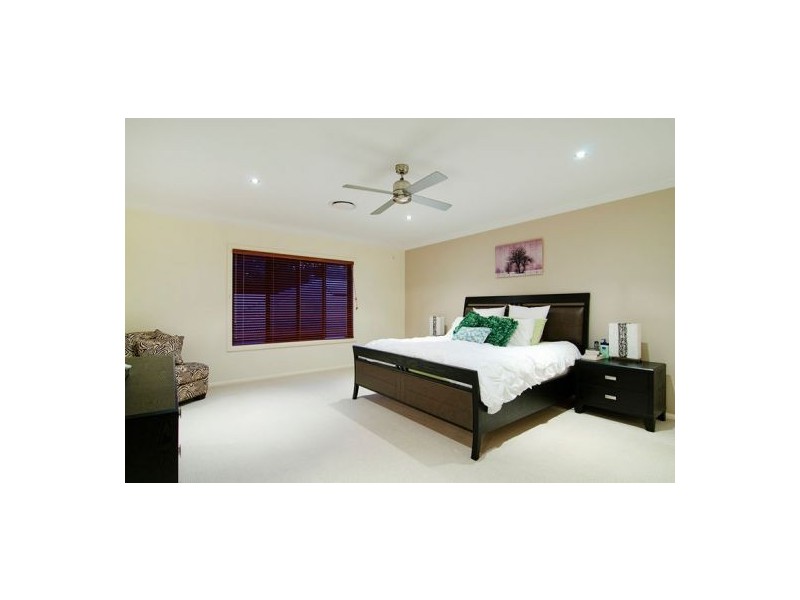 9 Veninde Lane, Coomera Waters QLD 4209