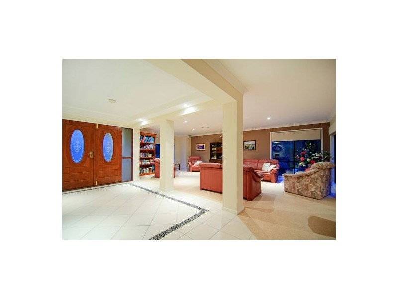 17 Solo Place, Coomera Waters QLD 4209