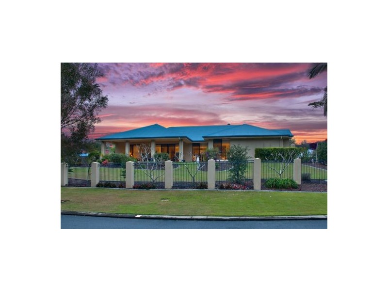 17 Solo Place, Coomera Waters QLD 4209