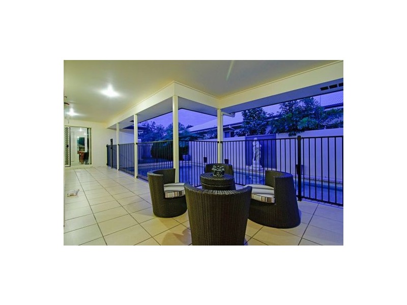 9 Ballyhoo Lane, Coomera Waters QLD 4209