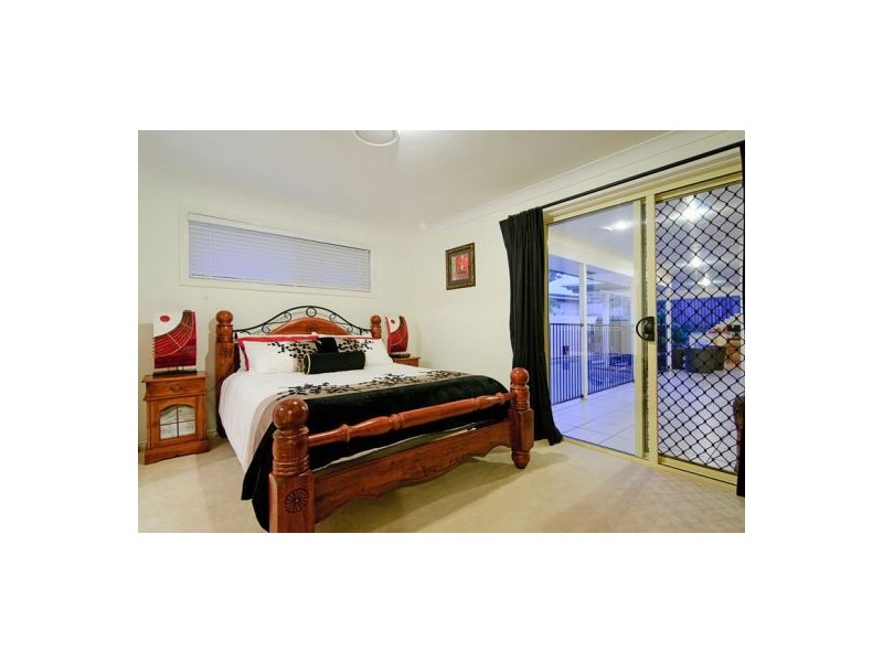 9 Ballyhoo Lane, Coomera Waters QLD 4209