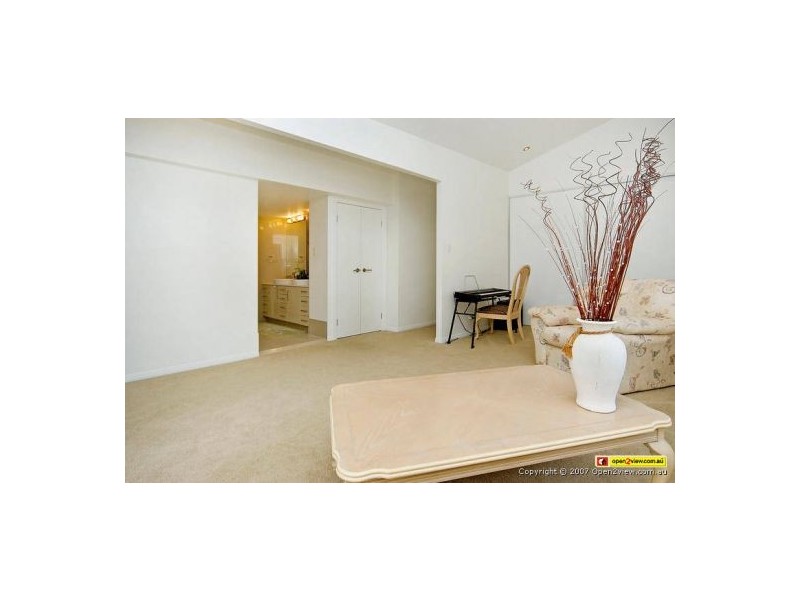 Coomera Waters QLD 4209