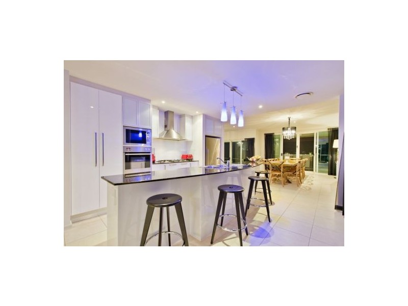 64 Brindabella Close, Coomera Waters QLD 4209