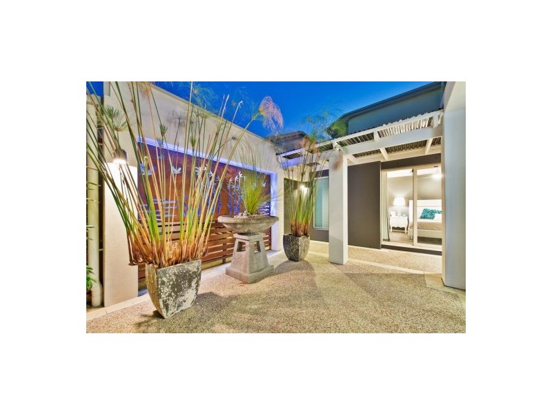 64 Brindabella Close, Coomera Waters QLD 4209