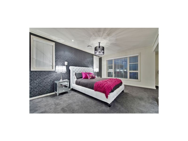 64 Brindabella Close, Coomera Waters QLD 4209