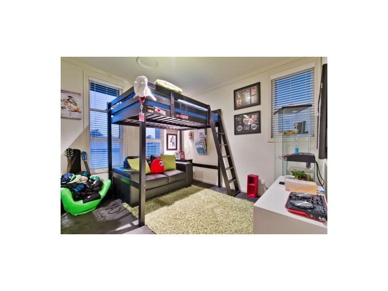 64 Brindabella Close, Coomera Waters QLD 4209