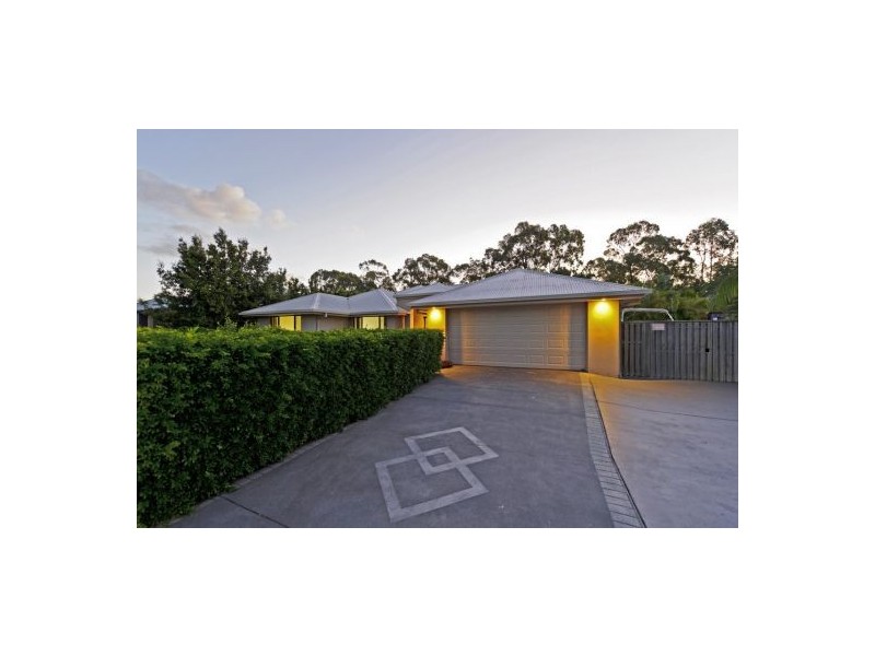 14 Helsal Court, Coomera Waters QLD 4209