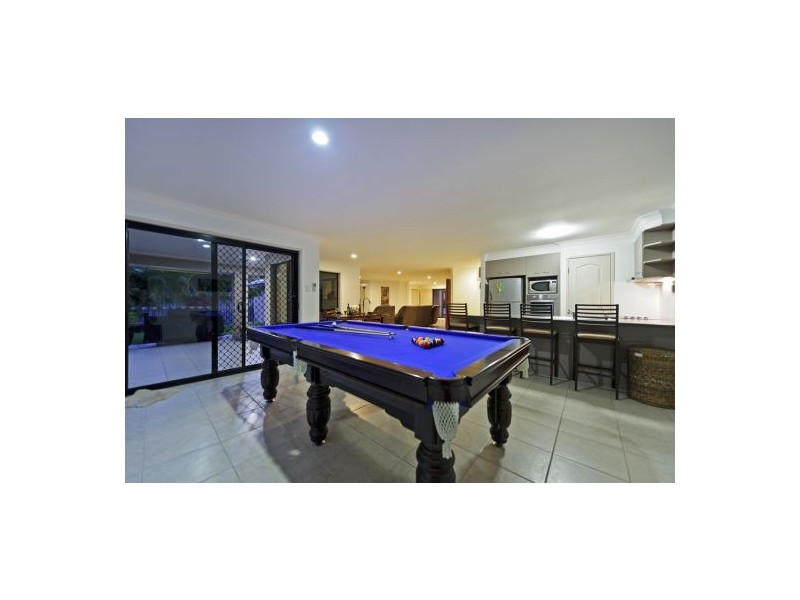 14 Helsal Court, Coomera Waters QLD 4209