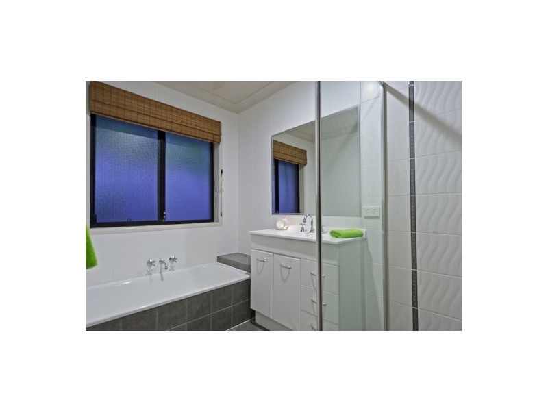 14 Helsal Court, Coomera Waters QLD 4209