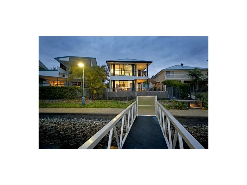 9 Ripple Court, Coomera Waters QLD 4209