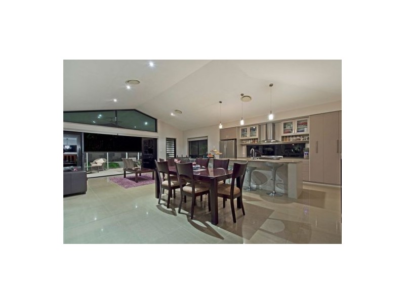 77 Impeccable Circuit, Coomera Waters QLD 4209