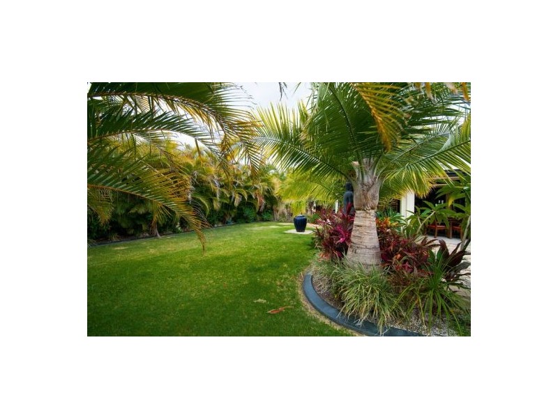 17 Rainbow Circuit, Coomera Waters QLD 4209