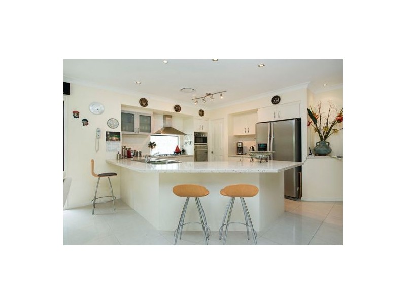 17 Rainbow Circuit, Coomera Waters QLD 4209