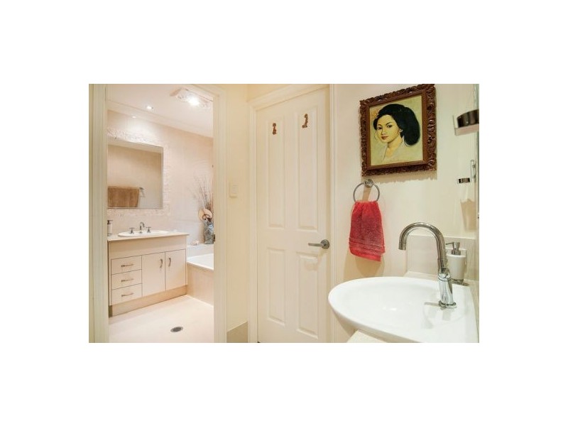 17 Rainbow Circuit, Coomera Waters QLD 4209