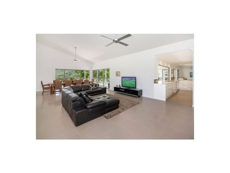 50 Willowvale Drive, Willow Vale QLD 4209
