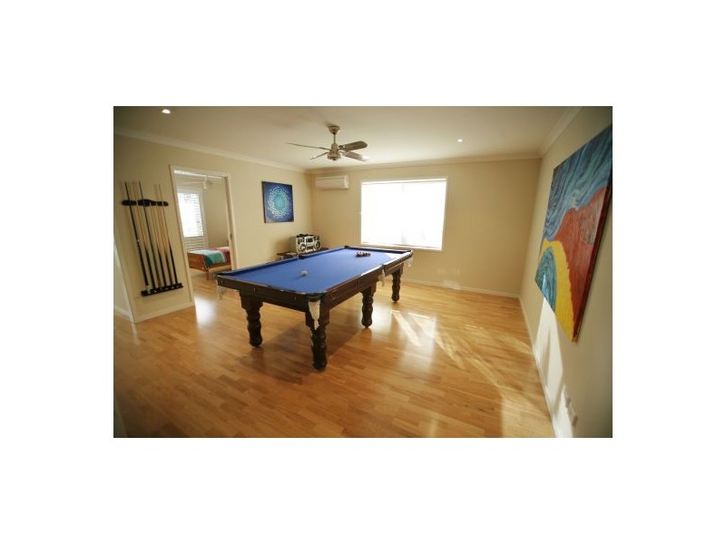 10 Crusade Court, Coomera Waters QLD 4209