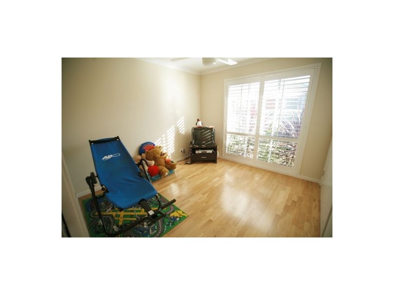 10 Crusade Court, Coomera Waters QLD 4209