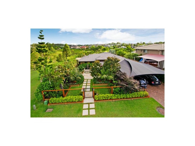 6 Mellum Circuit, Pacific Pines QLD 4211