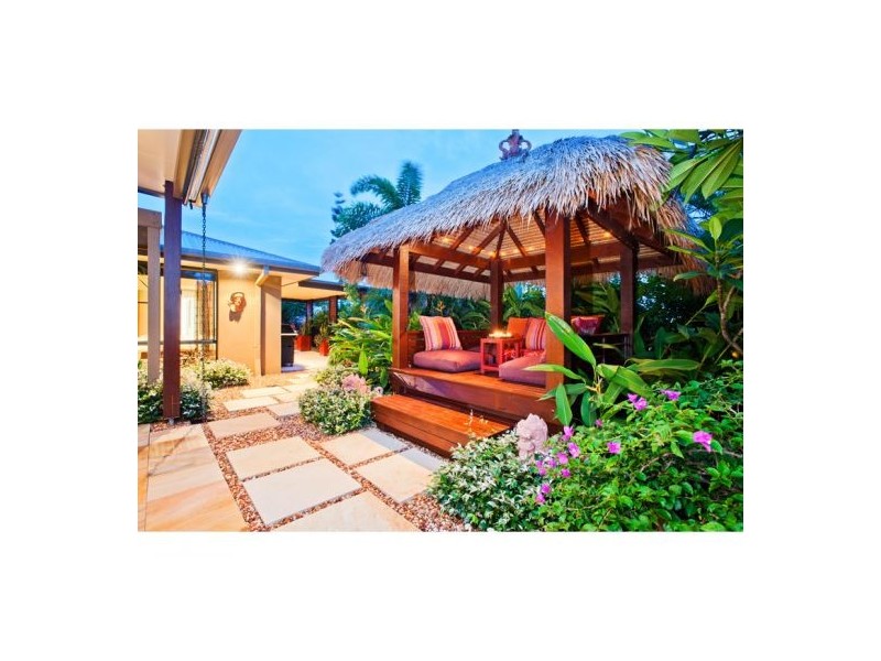 6 Mellum Circuit, Pacific Pines QLD 4211