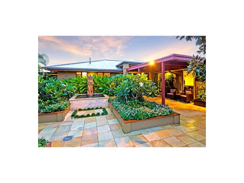 6 Mellum Circuit, Pacific Pines QLD 4211