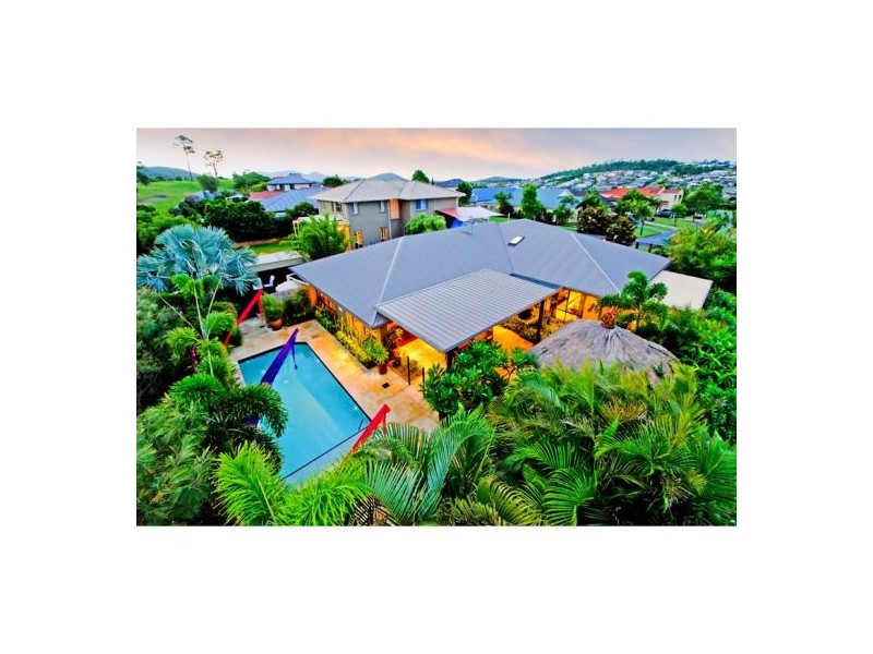 6 Mellum Circuit, Pacific Pines QLD 4211