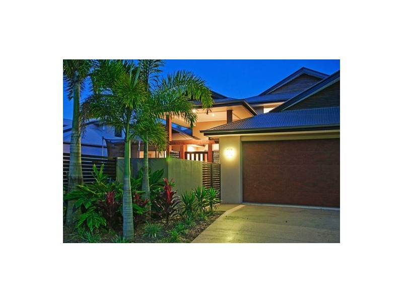 9 Veninde Lane, Coomera Waters QLD 4209